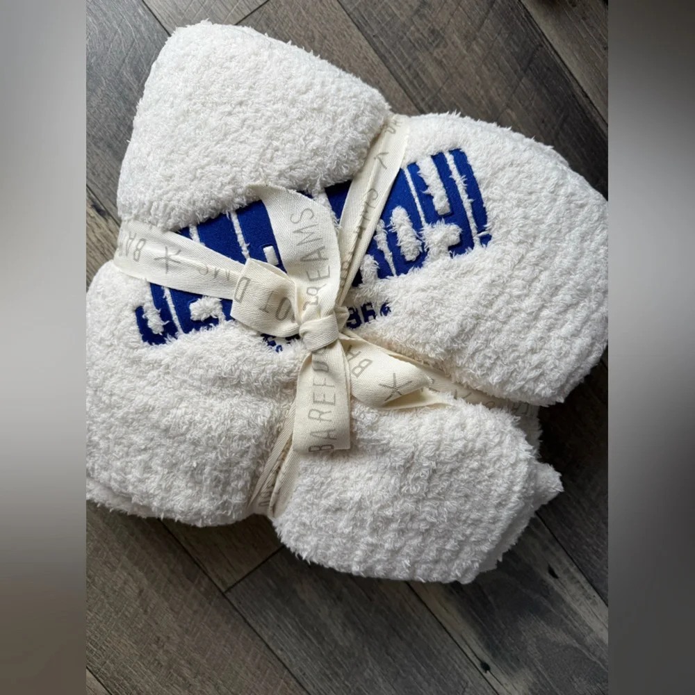 NWT Jeopardy! Barefoot Dreams Cream Throw Blanket Blue Lettering